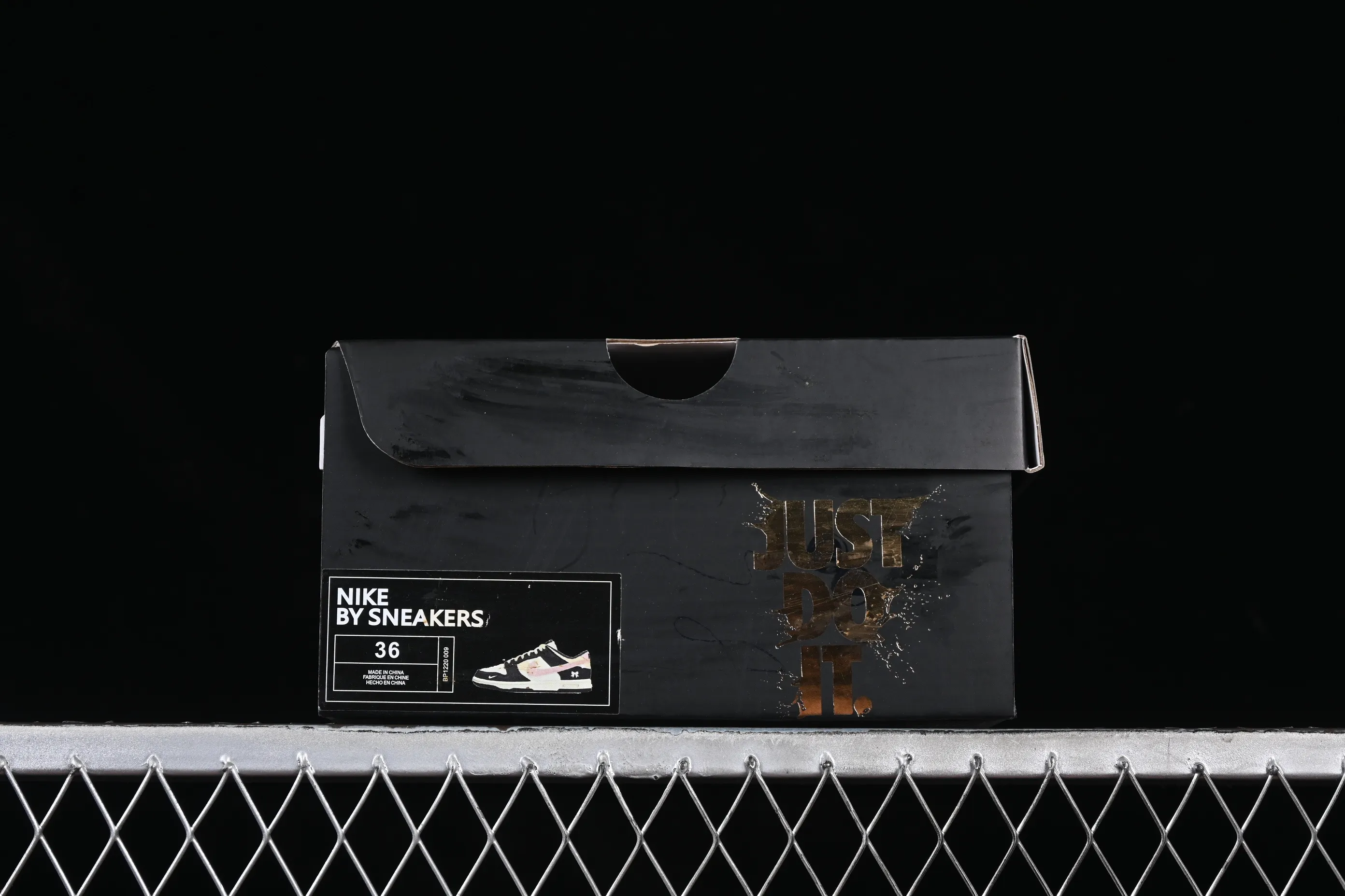 All categories Nk SB Dunk series Nk SB Dunk Low low-top sneakers Nk SB Dunk Low bow tie black and white pink low-top casual sneakers BP1220-009